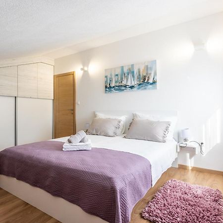 Villa Ana Perfect For Families With Kids And Groups,House With Heated Pool Podstrana Bagian luar foto