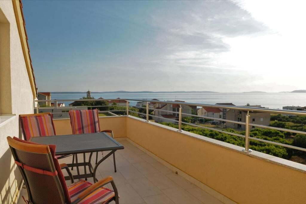 Villa Ana Perfect For Families With Kids And Groups,House With Heated Pool Podstrana Bagian luar foto