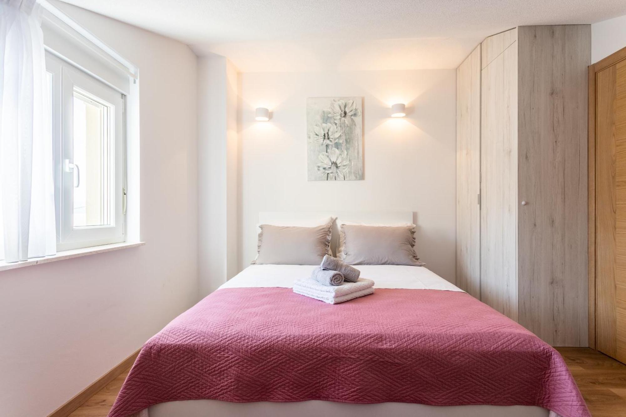 Villa Ana Perfect For Families With Kids And Groups,House With Heated Pool Podstrana Bagian luar foto