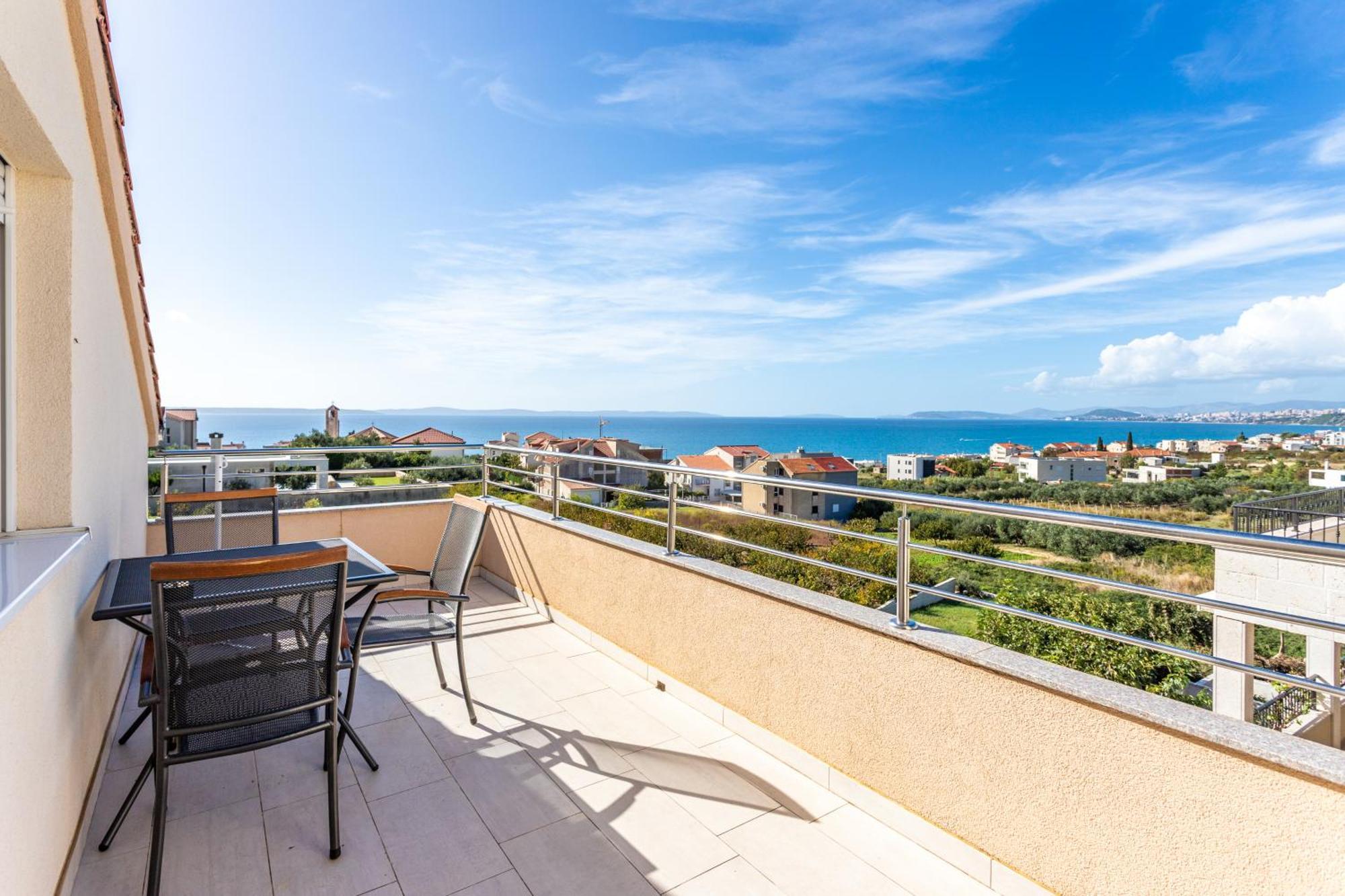 Villa Ana Perfect For Families With Kids And Groups,House With Heated Pool Podstrana Bagian luar foto