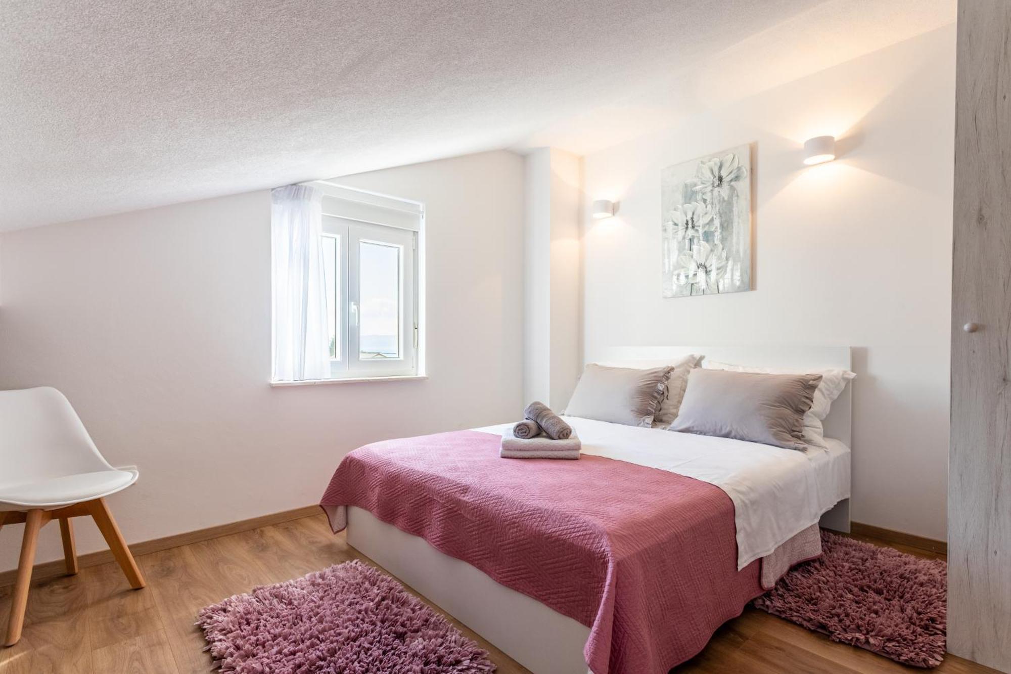 Villa Ana Perfect For Families With Kids And Groups,House With Heated Pool Podstrana Bagian luar foto