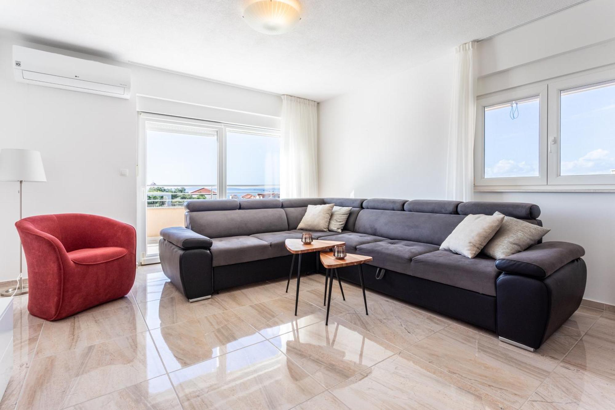 Villa Ana Perfect For Families With Kids And Groups,House With Heated Pool Podstrana Bagian luar foto
