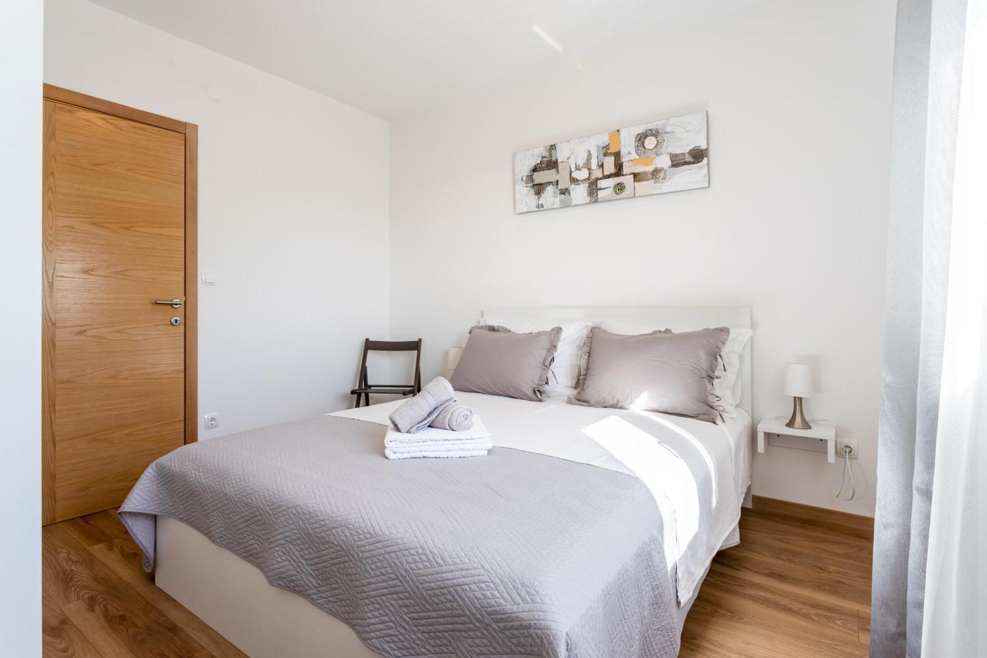 Villa Ana Perfect For Families With Kids And Groups,House With Heated Pool Podstrana Bagian luar foto
