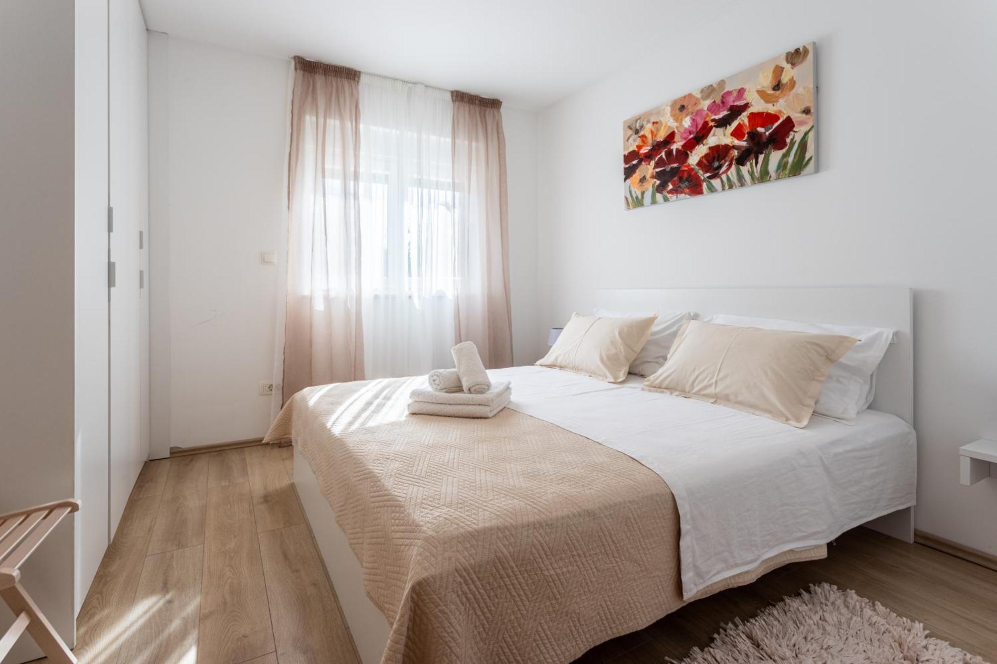 Villa Ana Perfect For Families With Kids And Groups,House With Heated Pool Podstrana Bagian luar foto