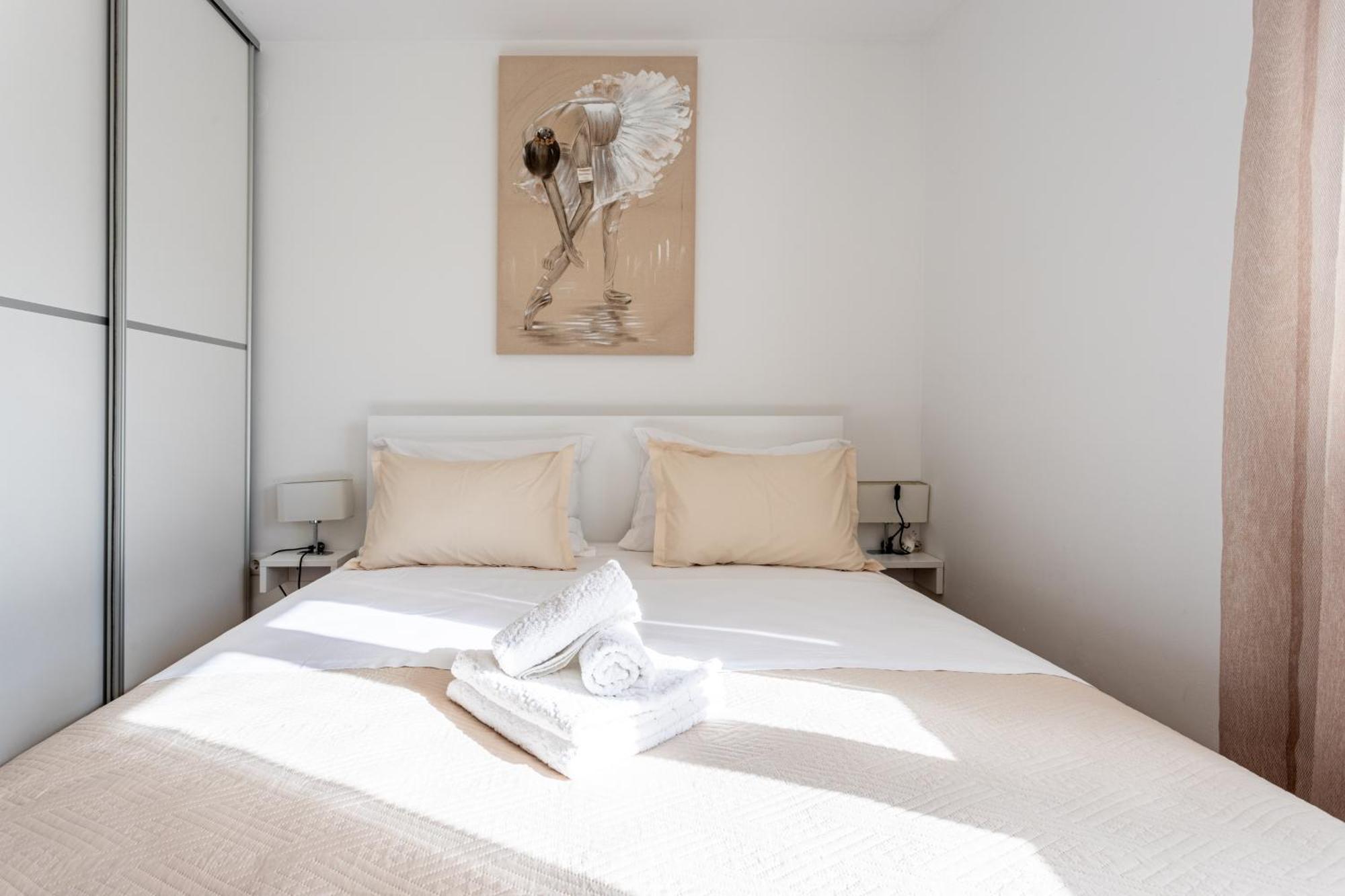 Villa Ana Perfect For Families With Kids And Groups,House With Heated Pool Podstrana Bagian luar foto