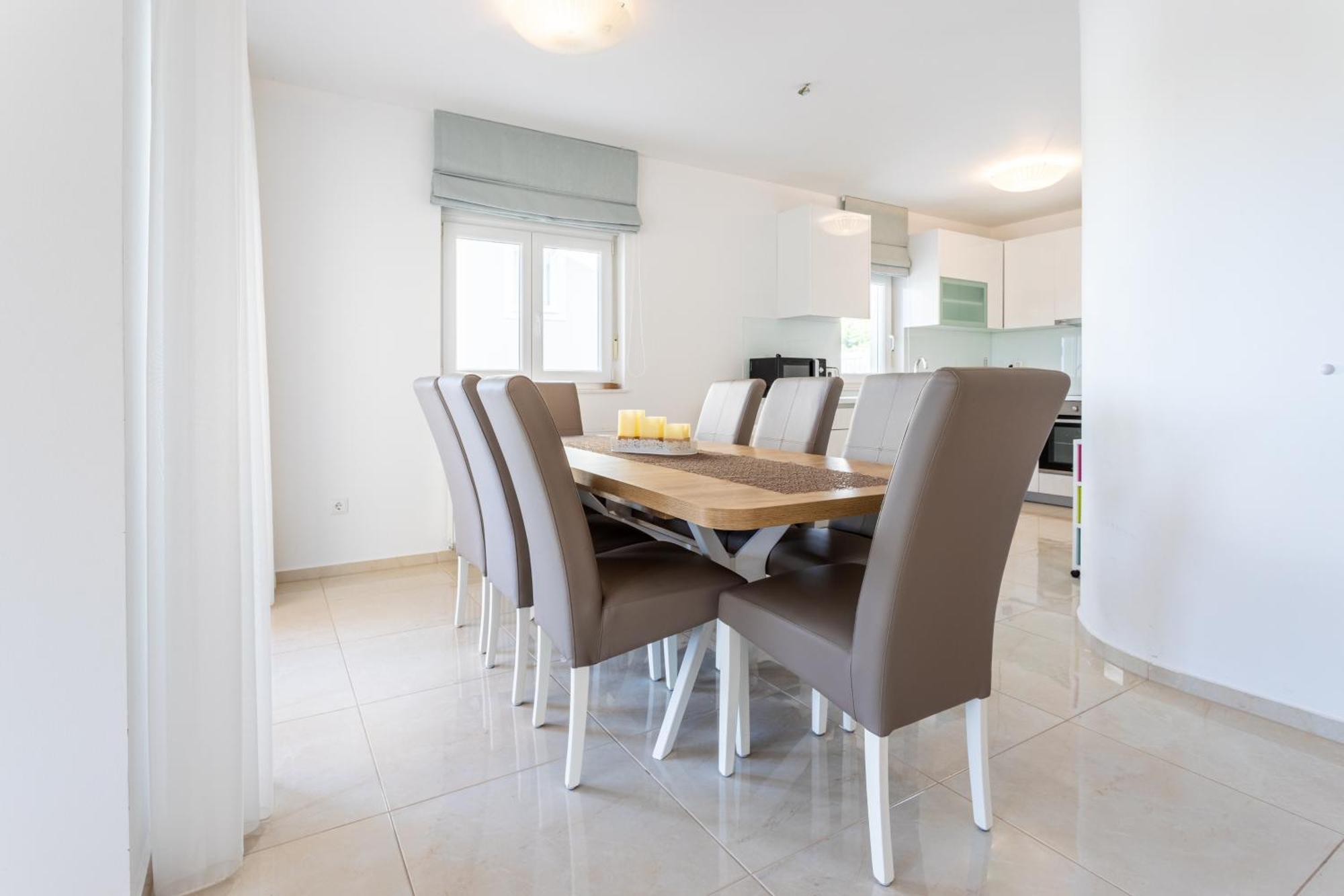 Villa Ana Perfect For Families With Kids And Groups,House With Heated Pool Podstrana Bagian luar foto